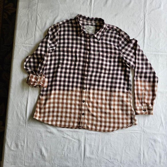 Upcycled 'Stranger Things' flannel shirt - Picture 3 of 11